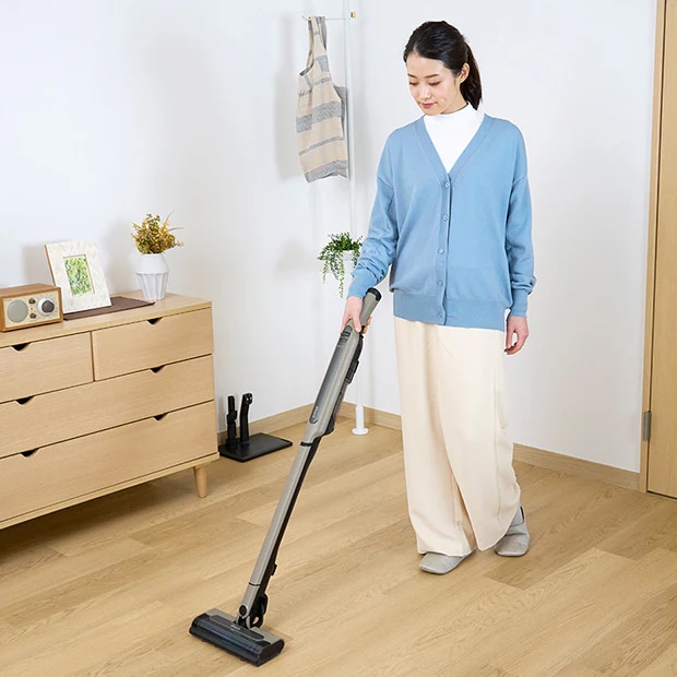 Shark EVOPOWER SYSTEM STD コードレススティッククリーナー サンド