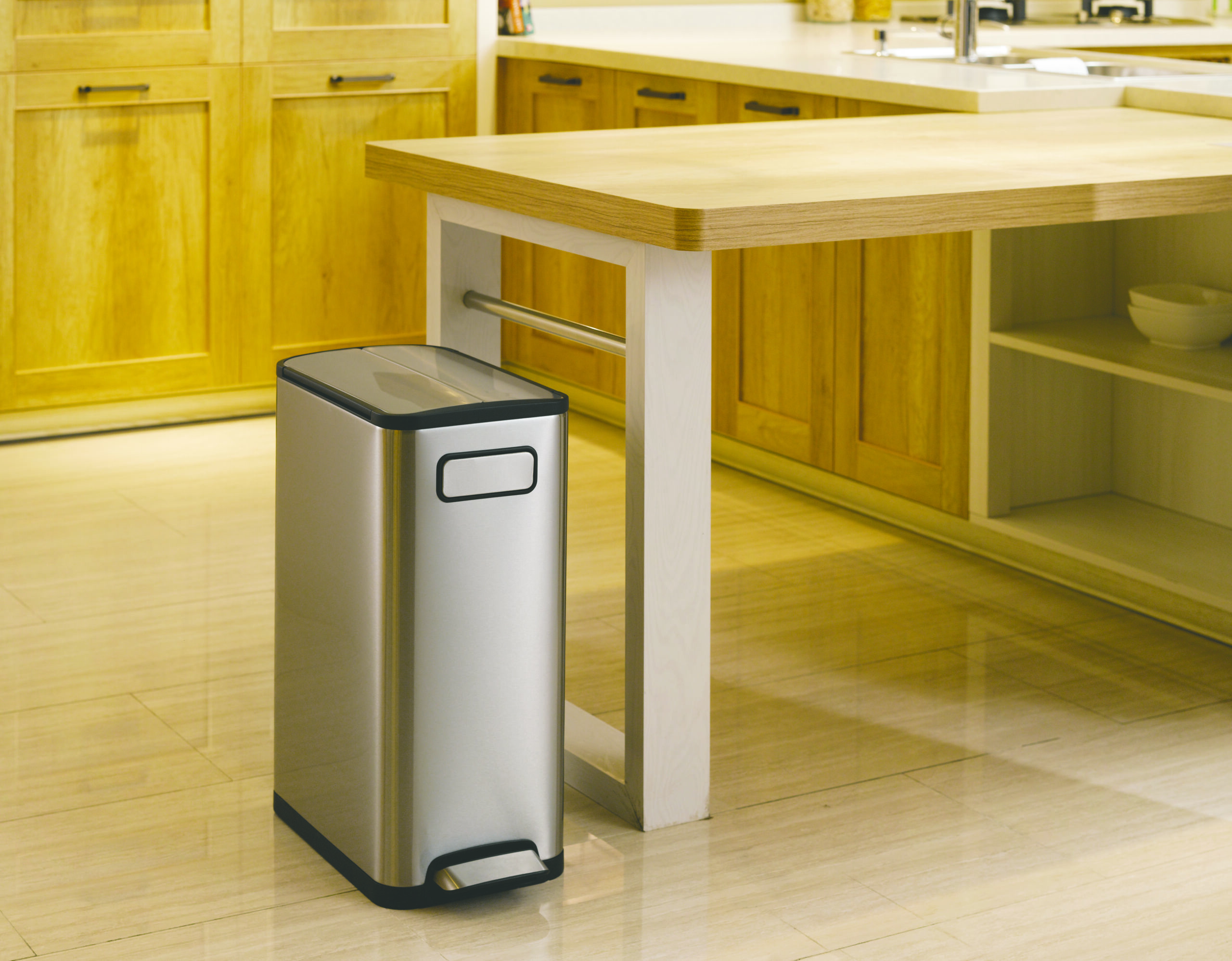 ECOFLY STEP BIN | EKO JAPAN