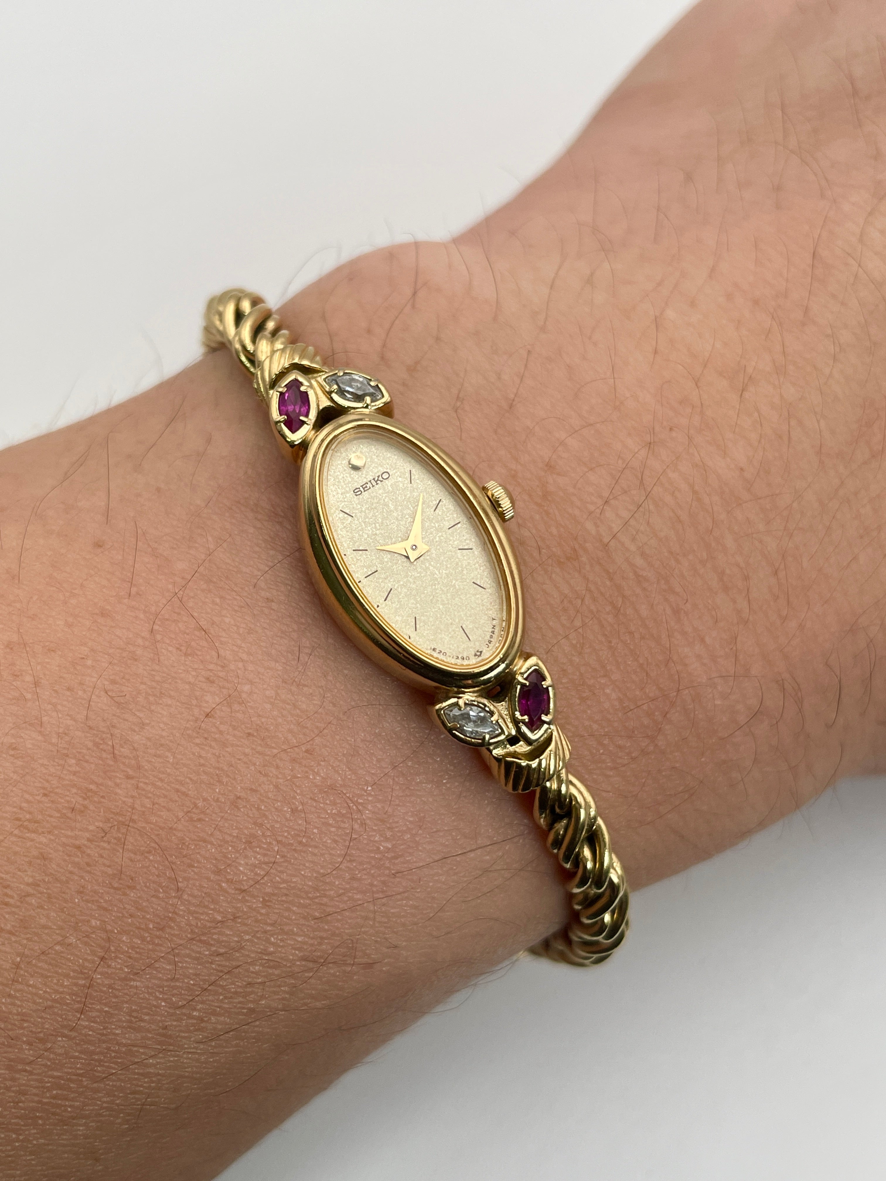 Seiko 1E20-5760 Vintage Women's Watch in Gold – Eleven13 Studios