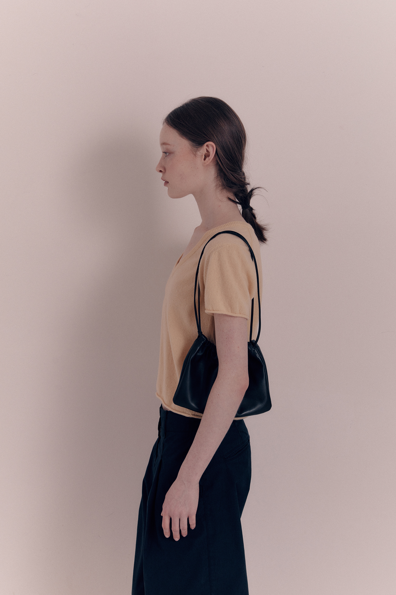 20TH / Nella strap bag (Black) - Nothing written