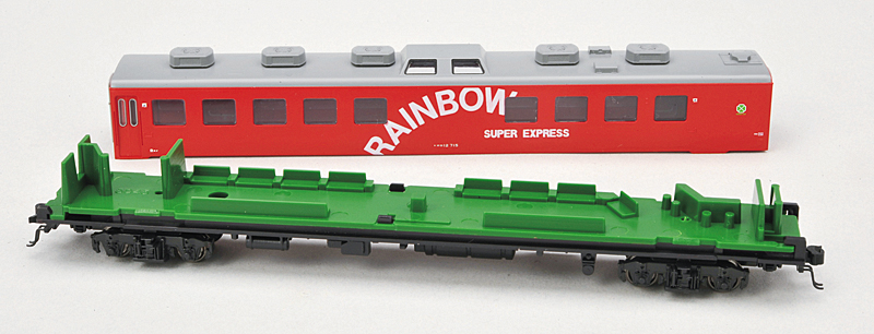 JR東日本 EF65 1118／14系700番代“スーパーエクスプレスレインボー