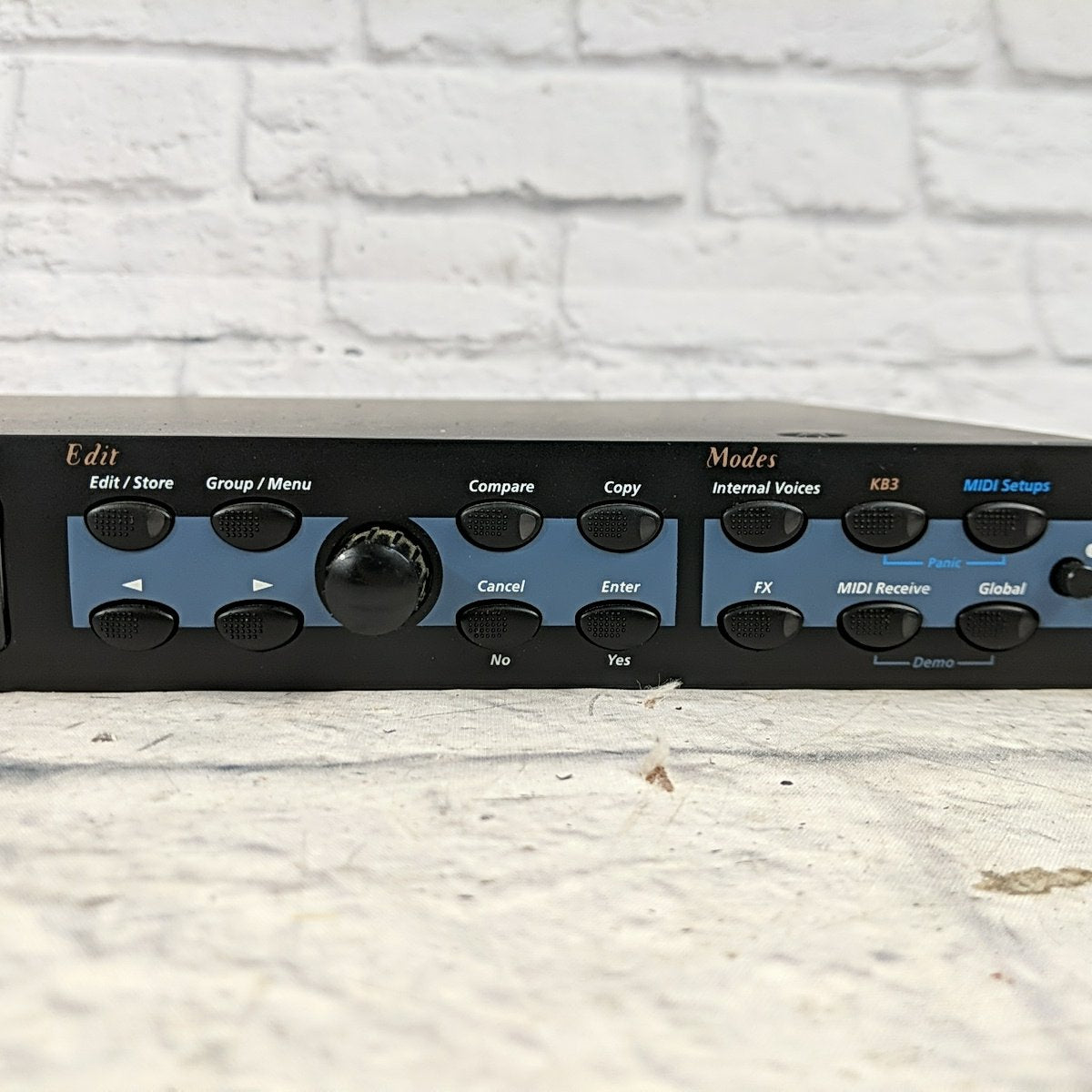 Kurzweil PC2R Rack Synthesizer - Evolution Music