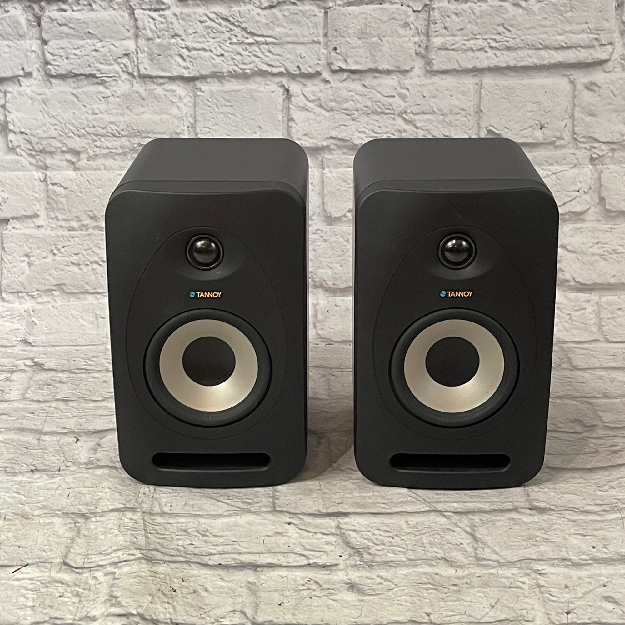 Tannoy Reveal 502 5-inch Powered Studio Monitor Pair - Evolution Music