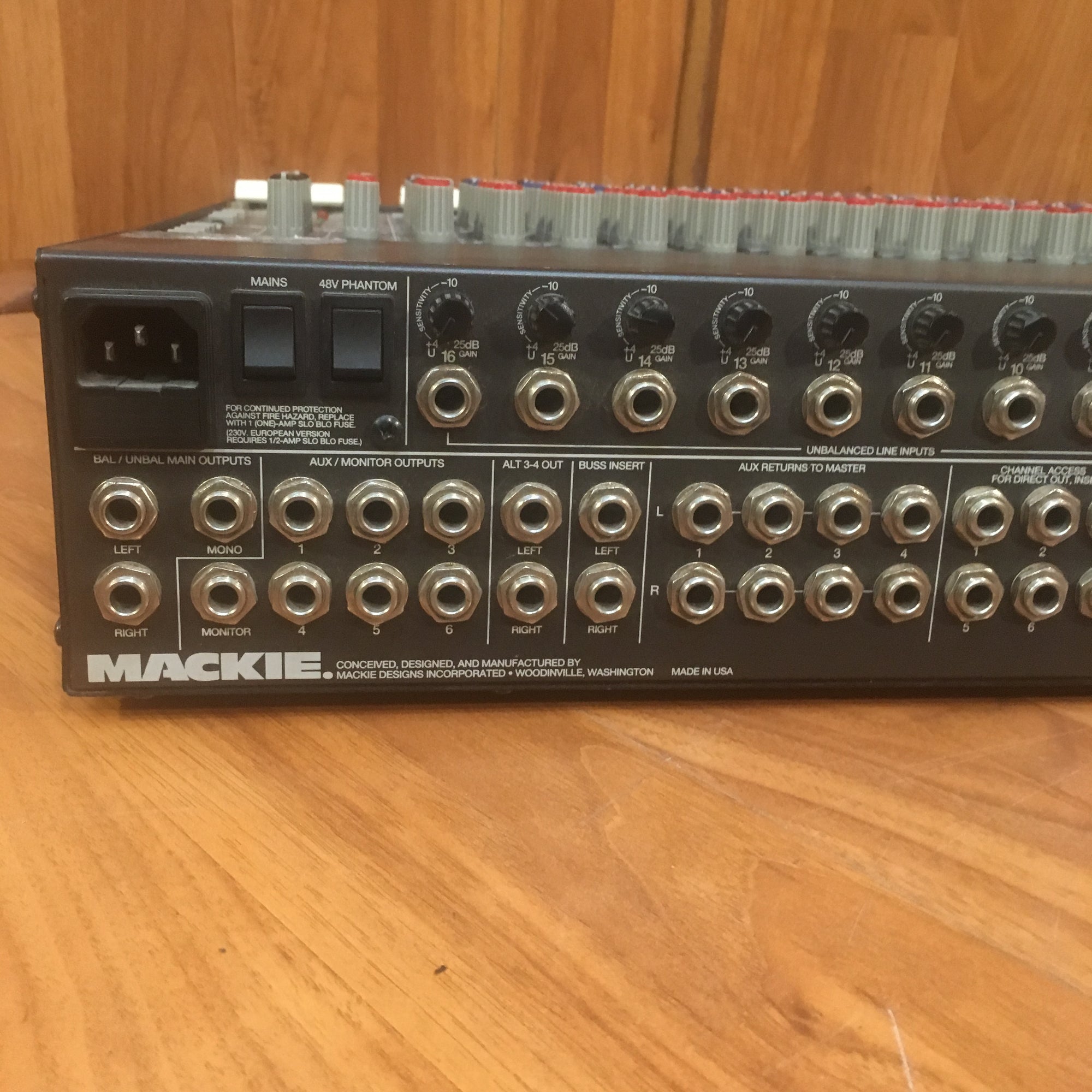 Mackie CR-1604 16 Channel Mic Line Mixer - Evolution Music