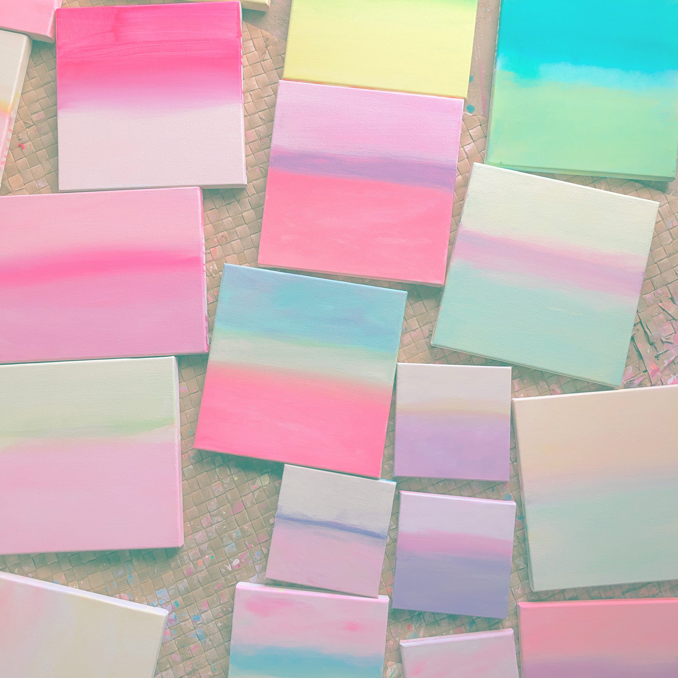 スパイラルガーデンにて、ハワイ・モロカイ島在住のアーティスト山崎