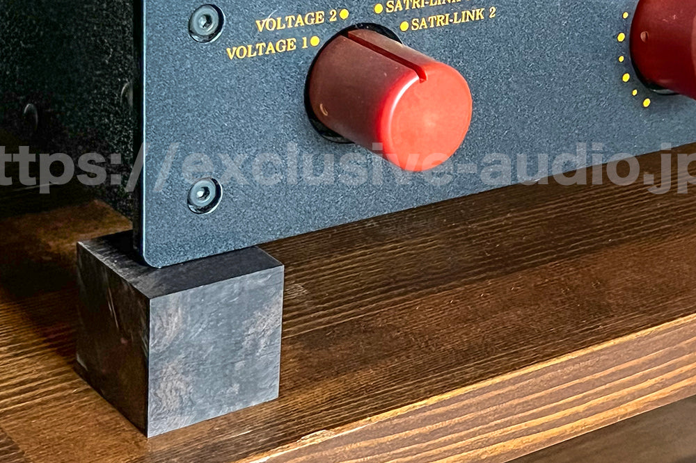 山本音響 QB-3｜アフリカ黒檀 キューブベース 4個組 制振性 – ExAUDIO