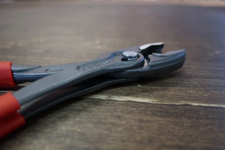 クニペックス スリップジョイントプライヤーツイングリップ 8201-200SB