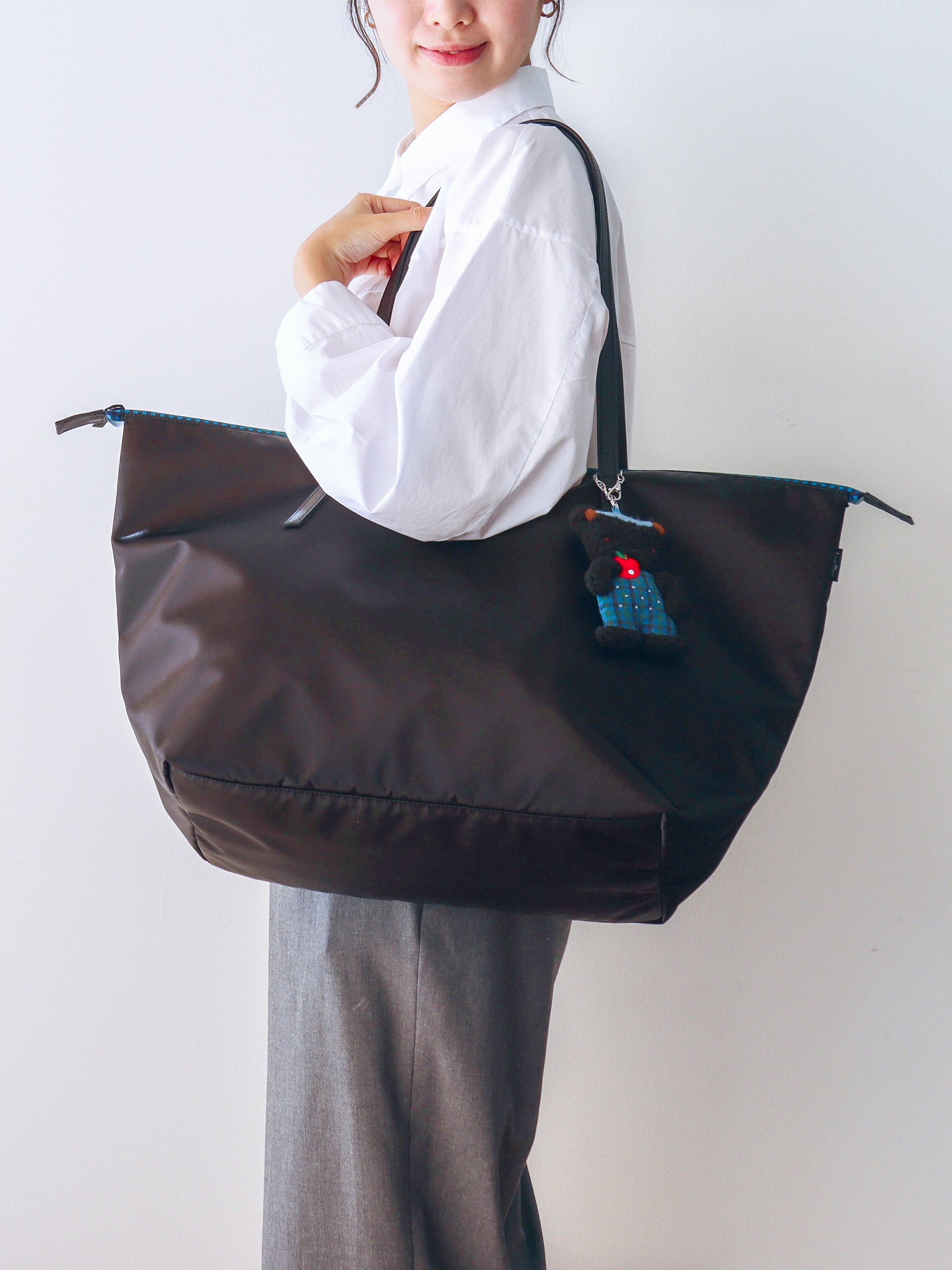 バッグ【ポイント交換商品-40,000P】 | ファミリア公式サイト