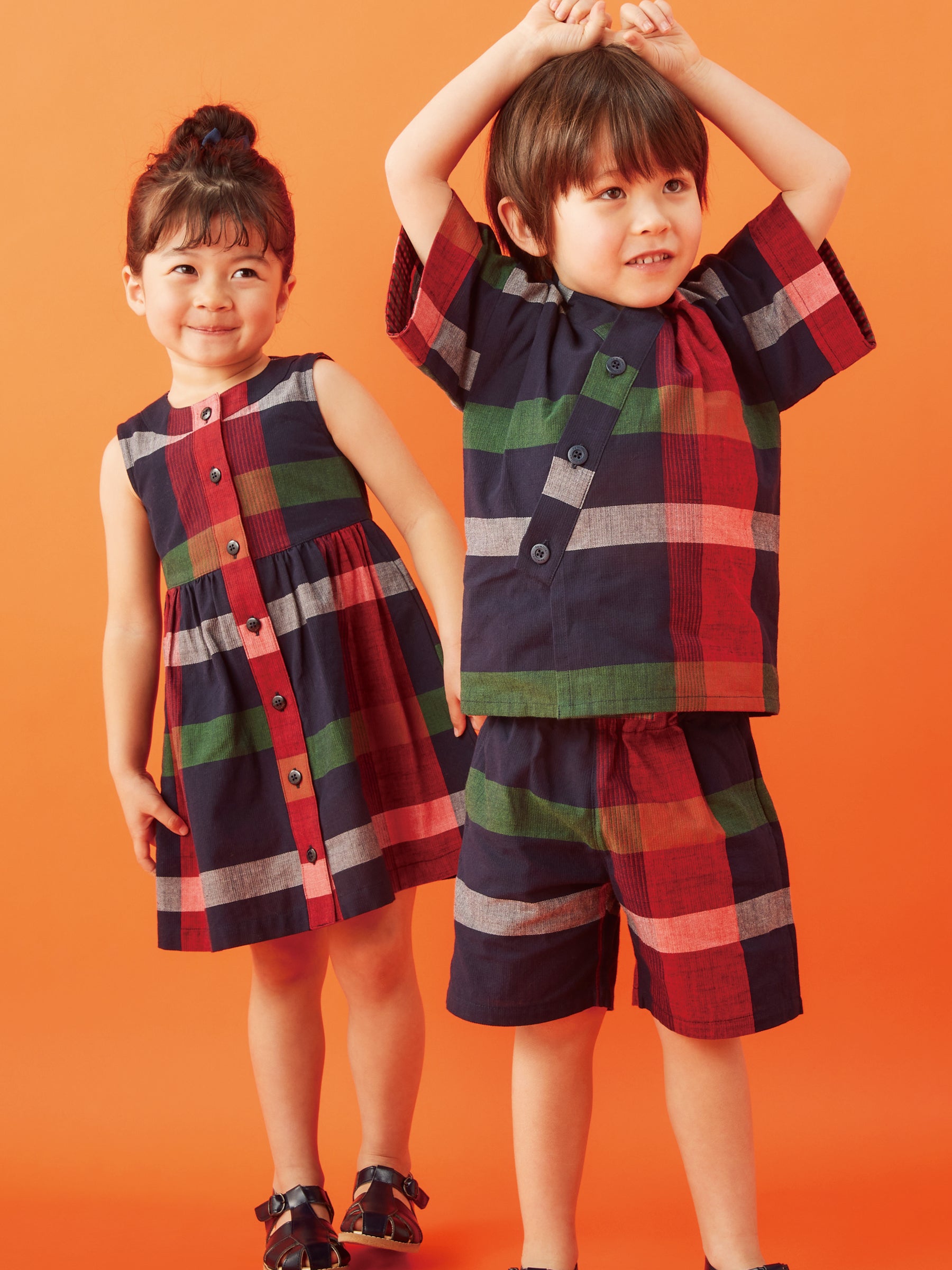 familiar赤と黒のチェック柄ワンピース 80cm familiar⁄ファミリア 定番