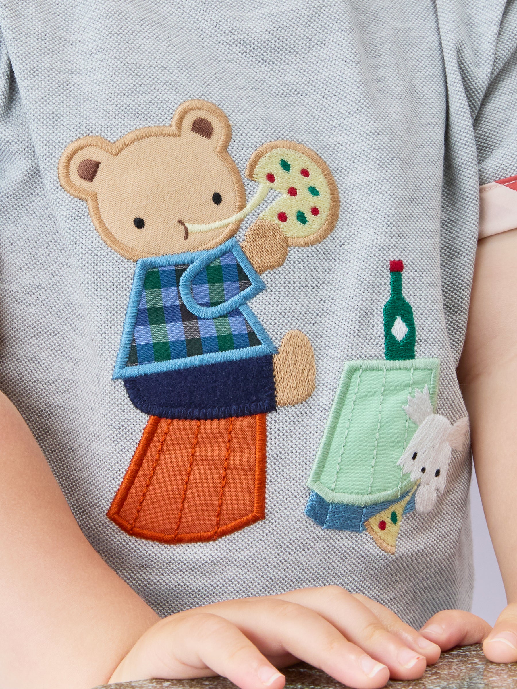 Tシャツ｜ファミリア公式オンラインショップ | ファミリア公式サイト