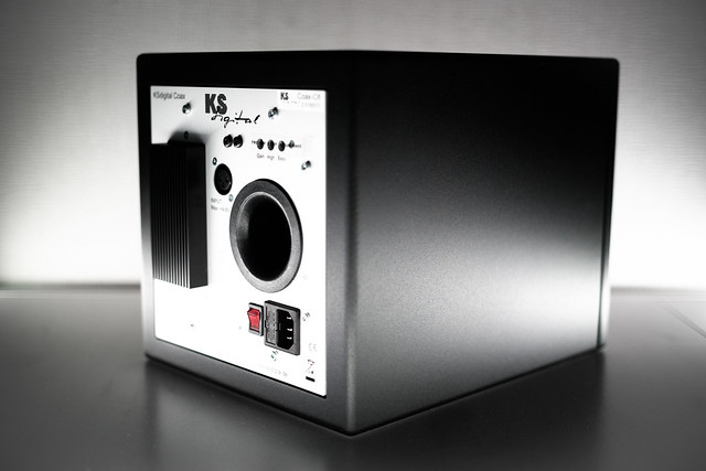 KS Digital COAX C8は重低音から繊細な超高音域まで完璧 – Akihiko