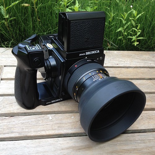 Bronica GS-1 - Camera-wiki.org - The free camera encyclopedia