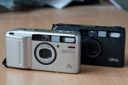Ricoh R1 - Camera-wiki.org - The free camera encyclopedia