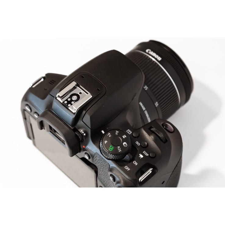 レンタル] CANON EOS Kiss X10i レンズキット 一眼レフ - Rentio