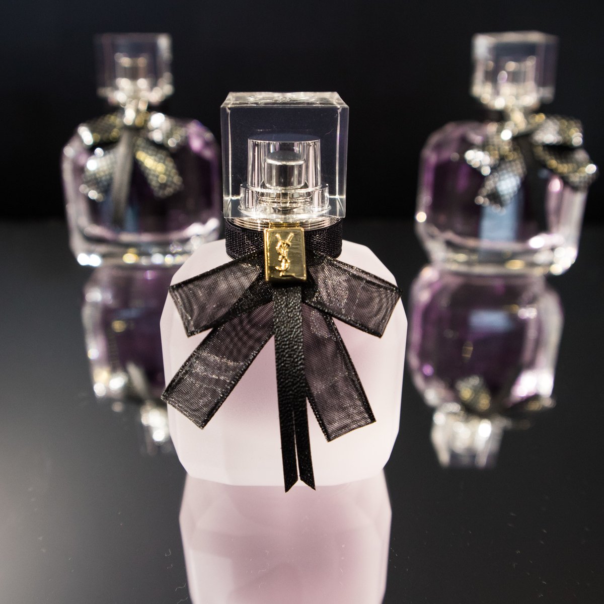 YSLの人気フレグランス「モン パリ」から初のヘアミスト登場