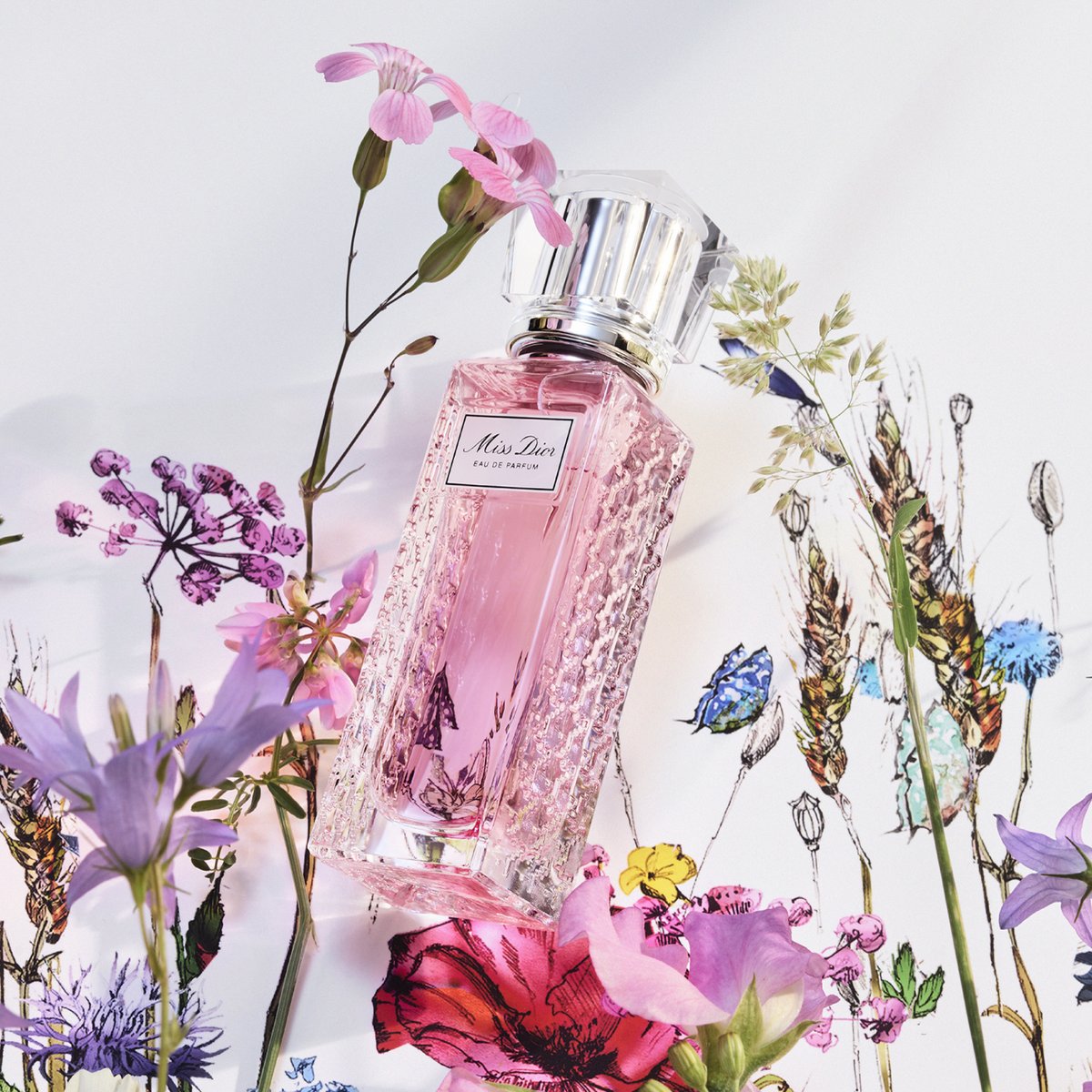 ディオールから新香水「ミス ディオール オードゥ パルファン ローラー