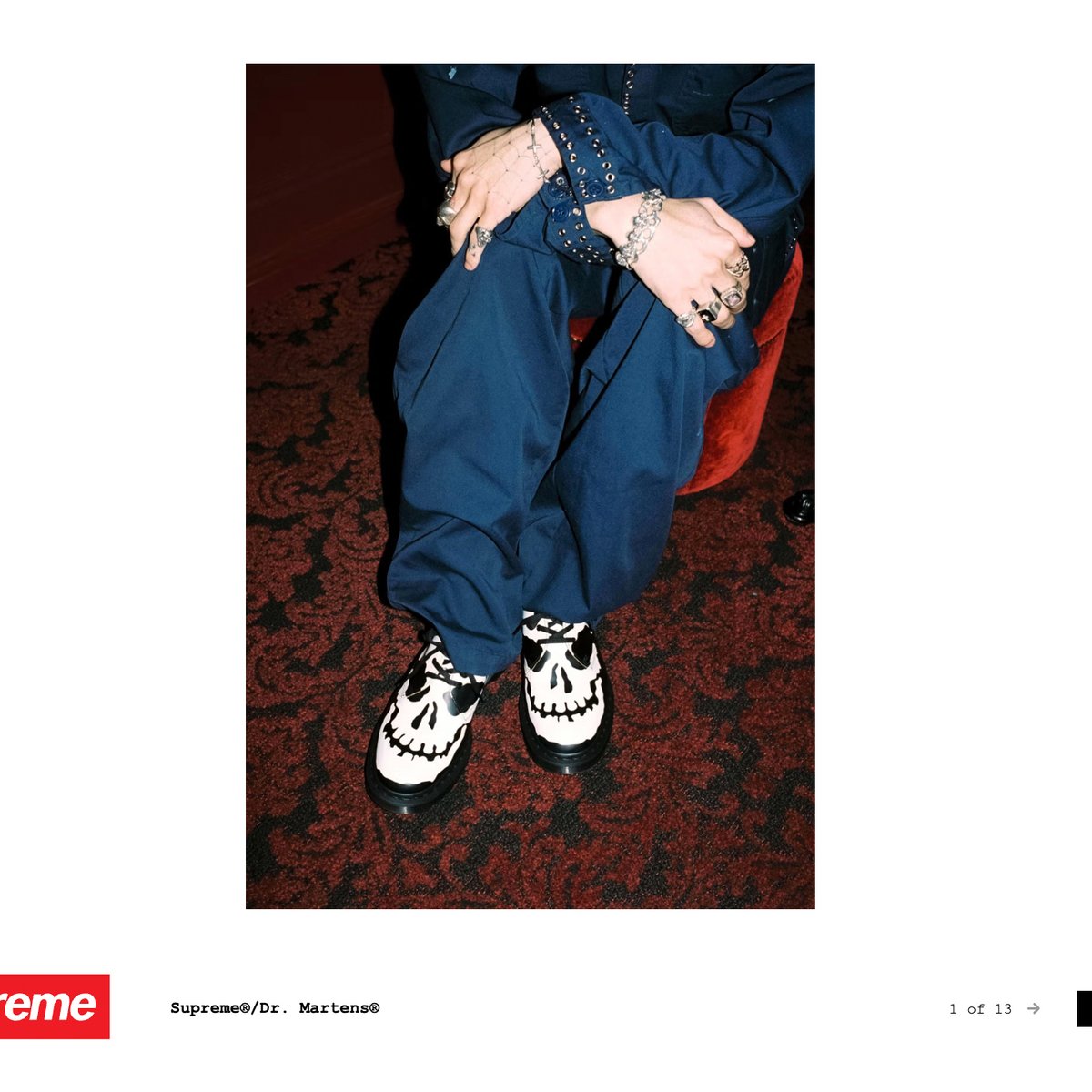 シュプリームとドクターマーチンのコラボ新作、スカルモチーフあしらっ
