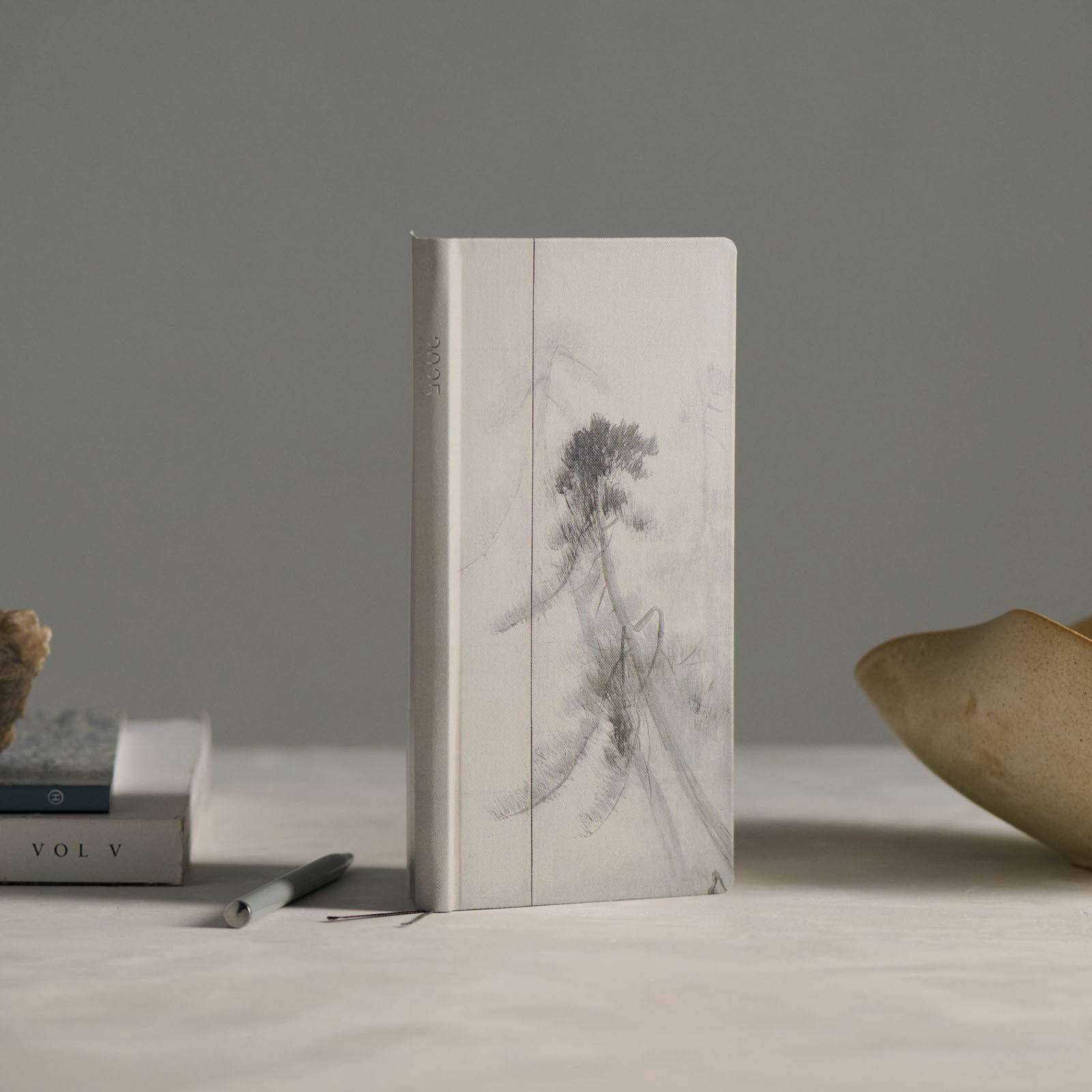 2025年版 ほぼ日手帳が発売、「ミナ ペルホネン」との新作が登場