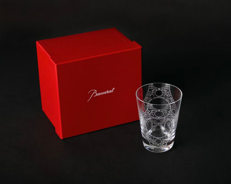 ヤンチェ オンテンバールが丸の内に新店舗、アンファーやバカラとの