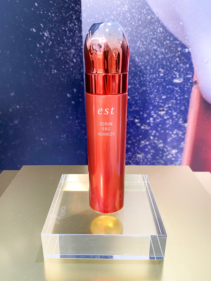 炭酸泡美容液「エスト セラム ワン」が進化 シワとシミにもアプローチ