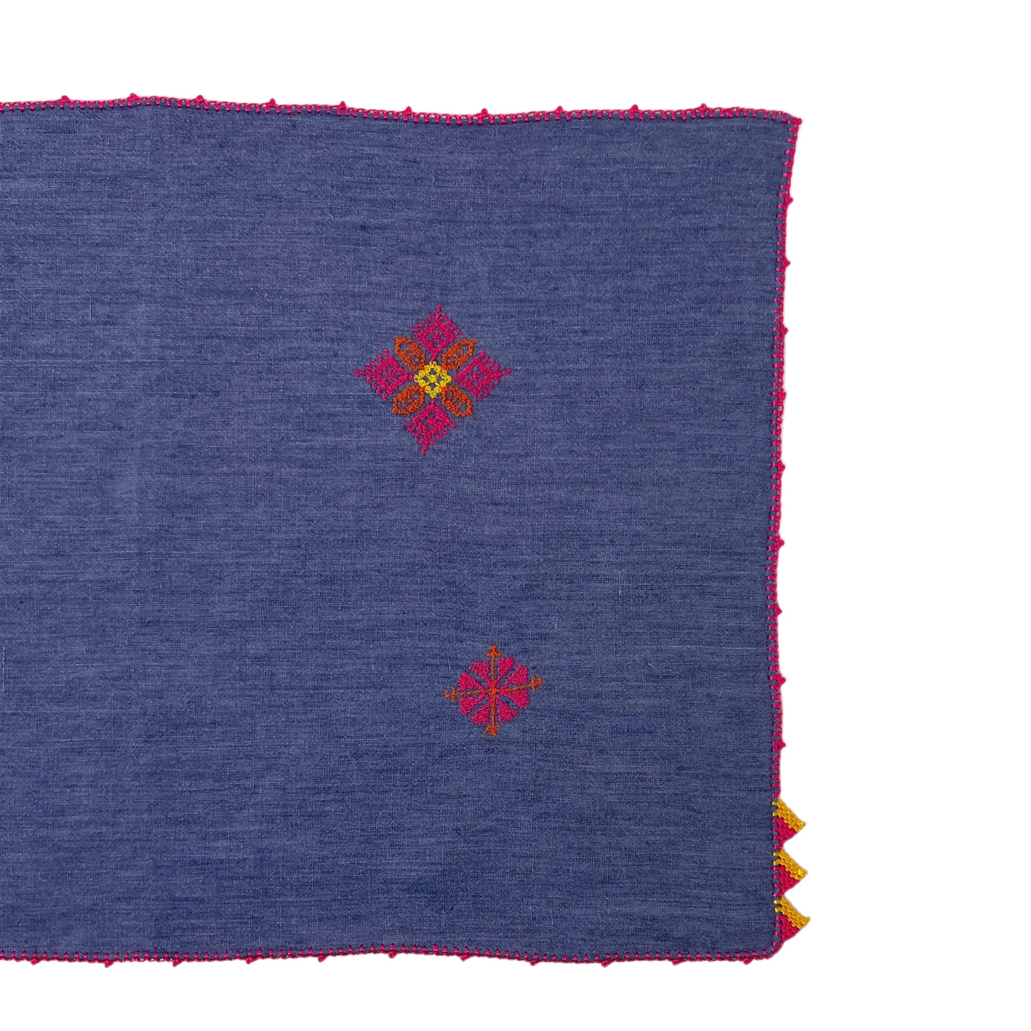 Leo Atlante】刺繍ランチョンマット blue | フィールシーン / FEEL