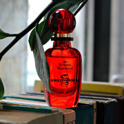 Anglomania Vivienne Westwood 香水- 一款2005年女用香水