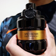 Spicebomb Extreme Viktor&Rolf cologne - a fragrance for men 2015