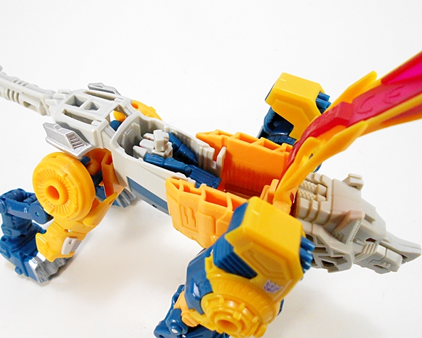 Transformers Titans Return: Monxo & Wolfwire by Hasbro | FigureFan