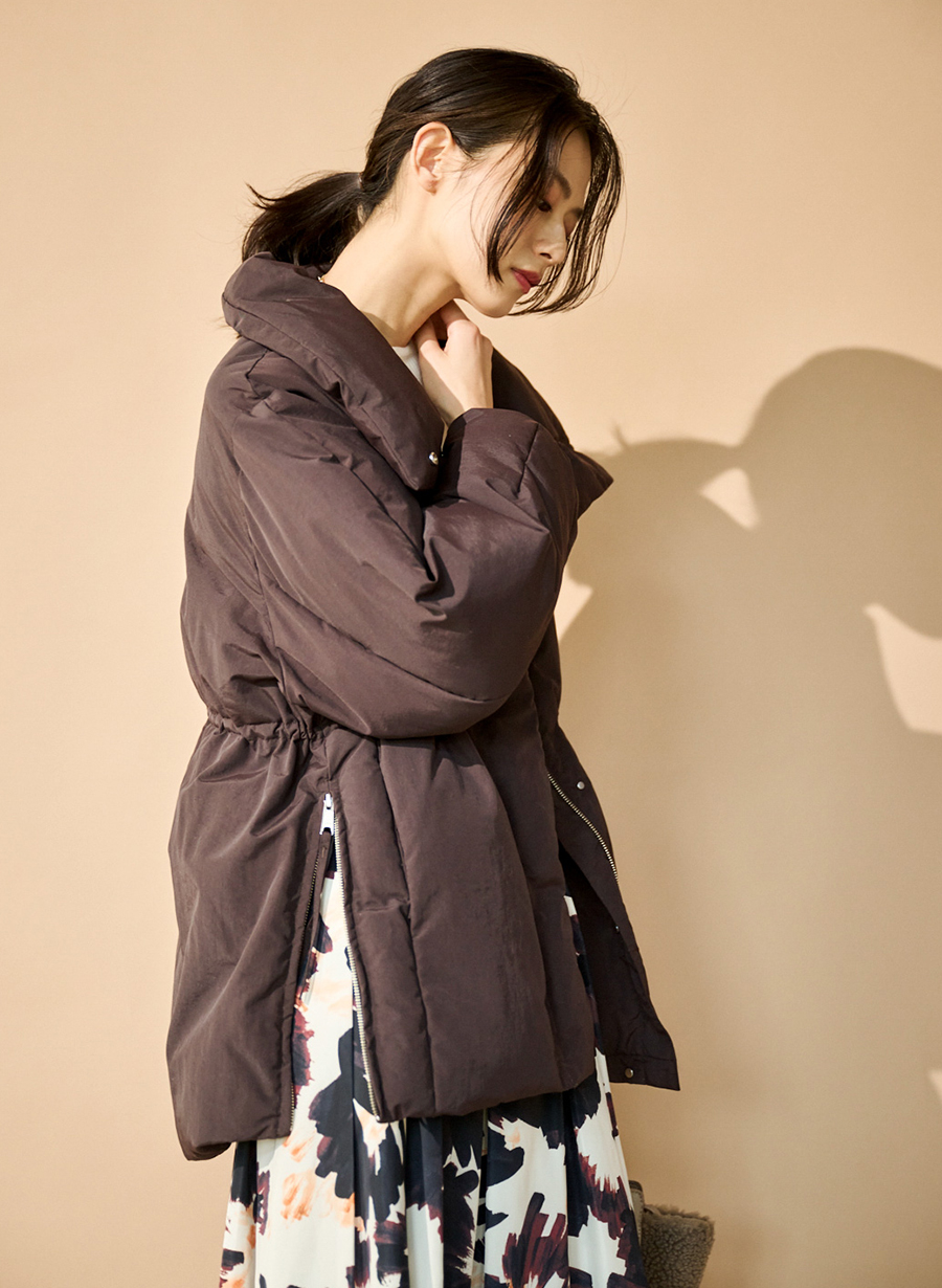 EC限定】スリットスリーブコクーンダウンコート｜LOUNIE（ルーニィ