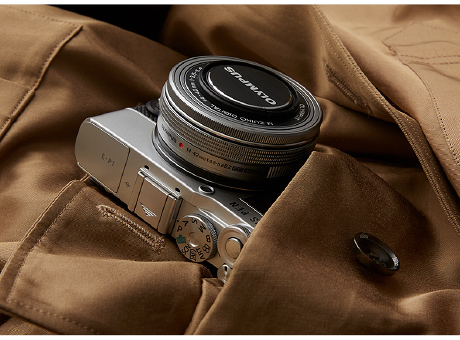 OLYMPUS PEN E-P7・14-42mm EZレンズキット シルバー - 業務用撮影