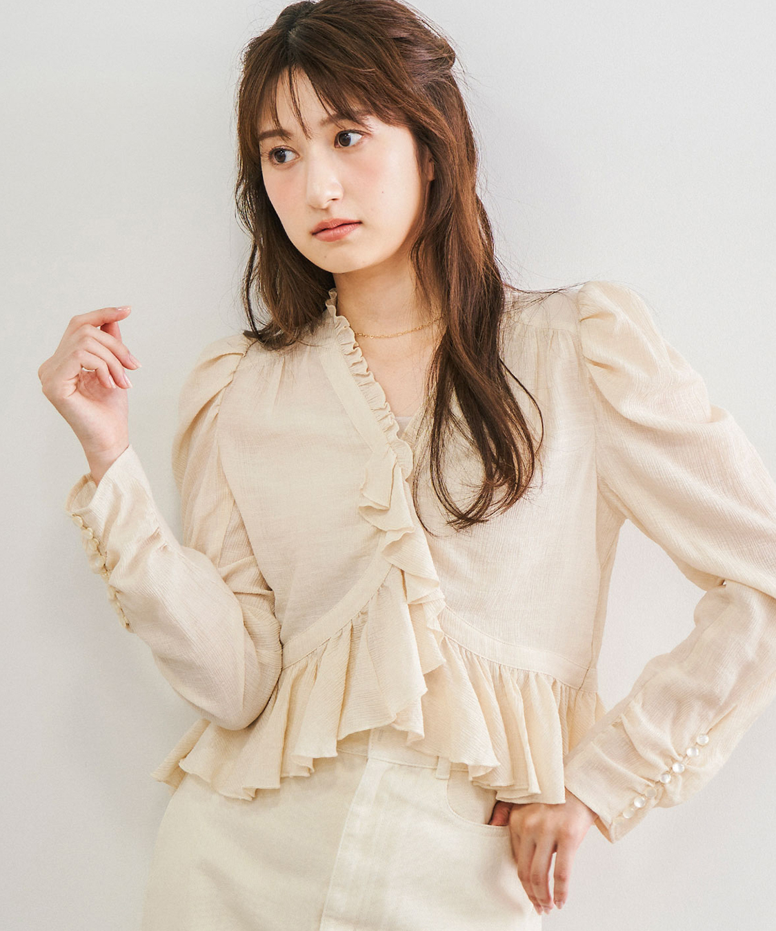 ペプラムフリルブラウス｜PETAL ONLINE（ペタルオンライン）