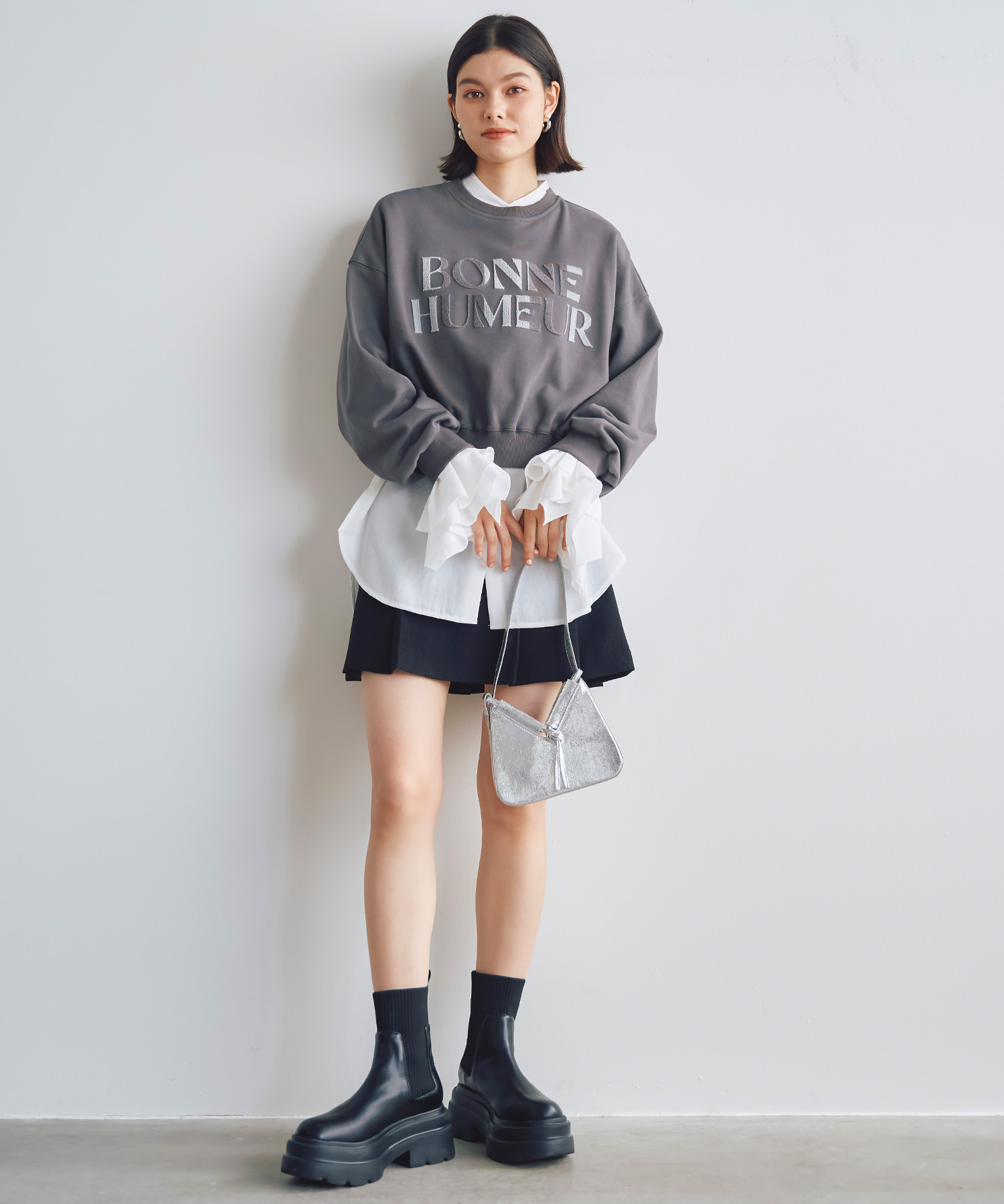 ブラシ刺繍ロゴスウェット｜PETAL ONLINE（ペタルオンライン）