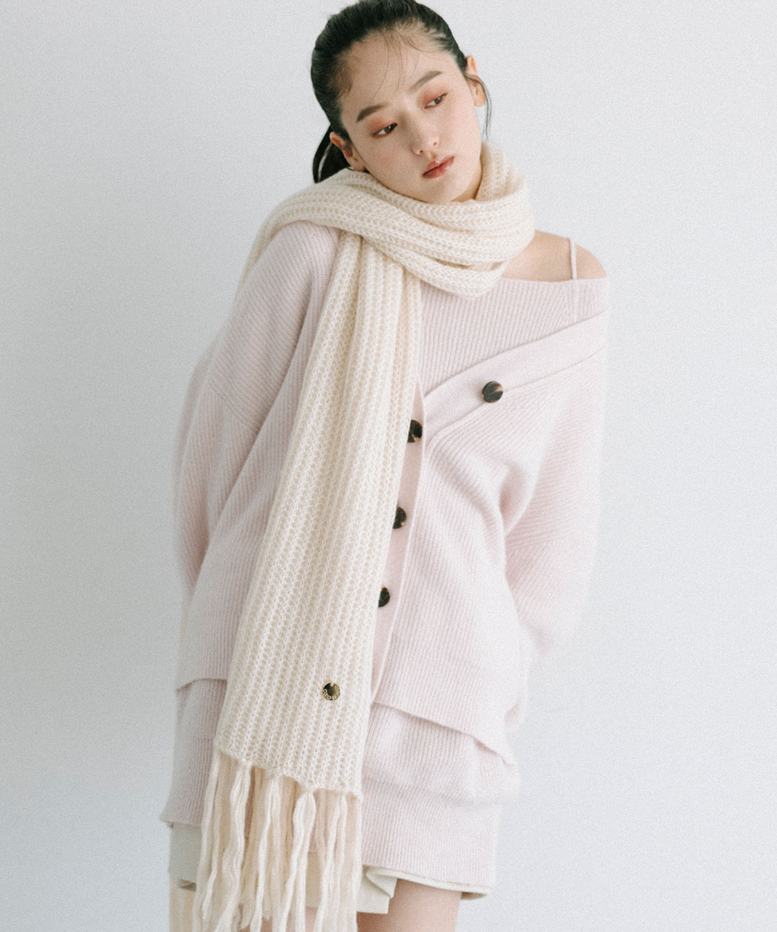 ラクーン混Vネックニットカーディガン｜PETAL ONLINE（ペタルオンライン）