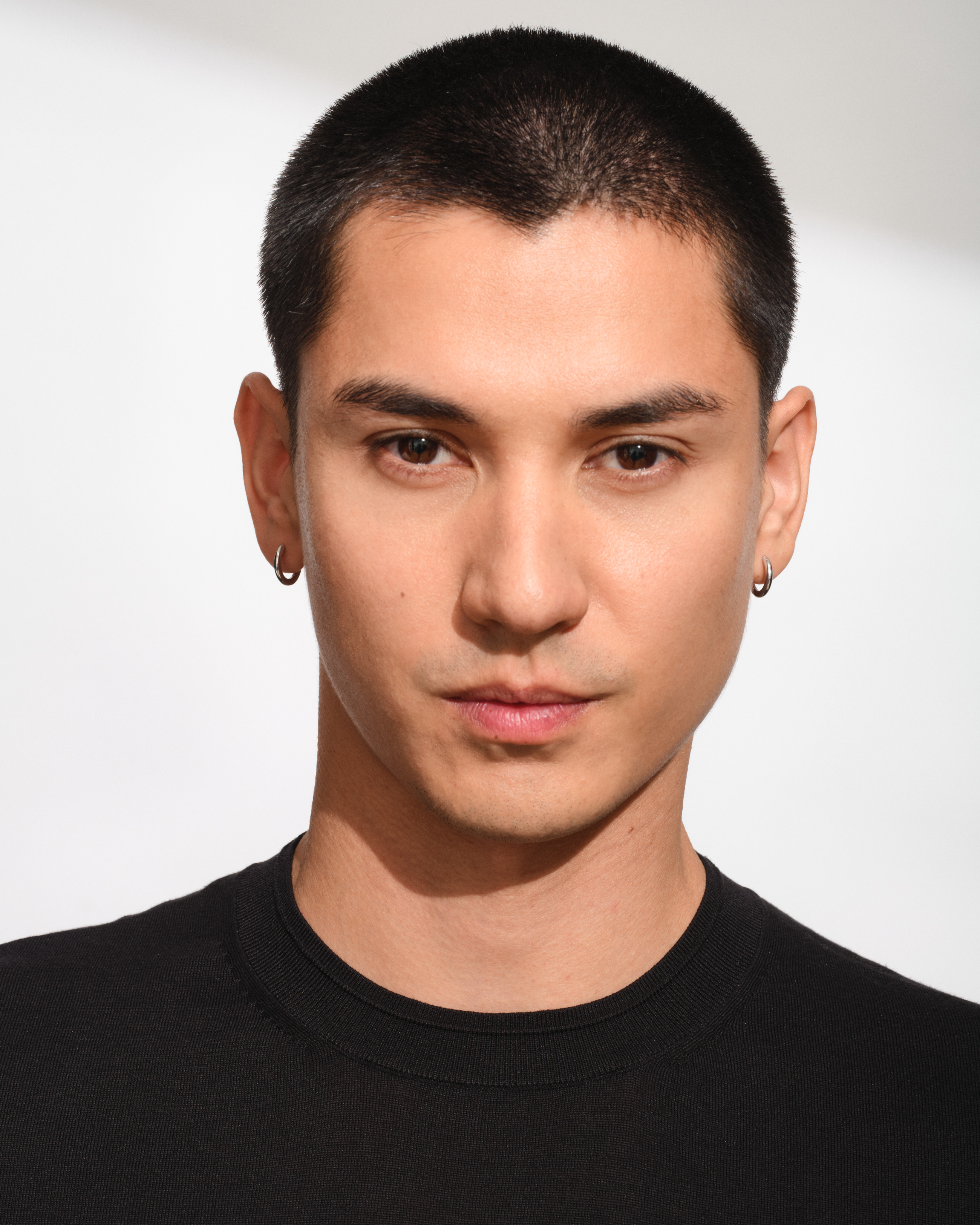 Classic Hoop Medium - Tom Wood Project Official Online Store