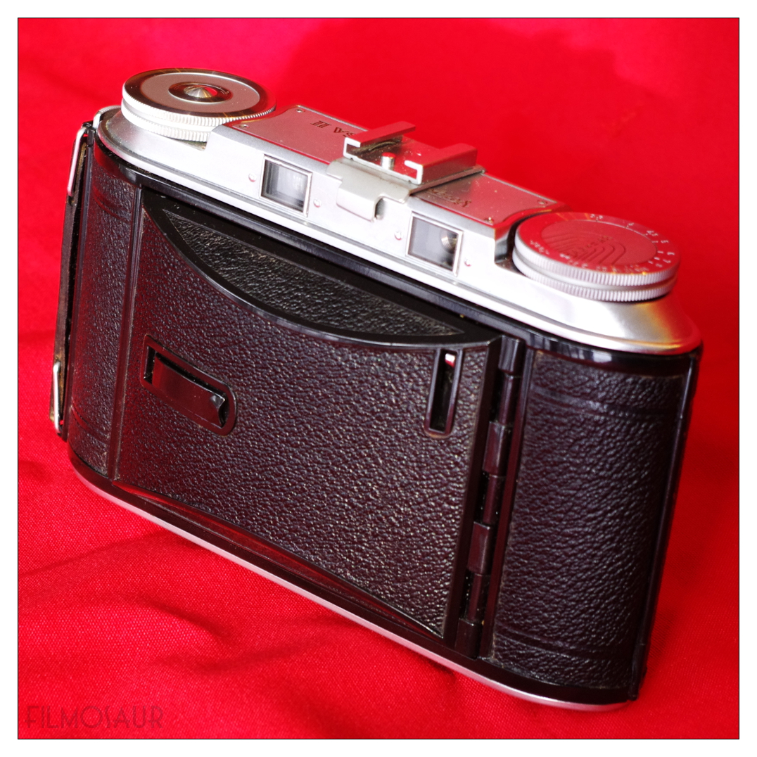 Meet the Camera: Voigtländer Bessa II – Filmosaur