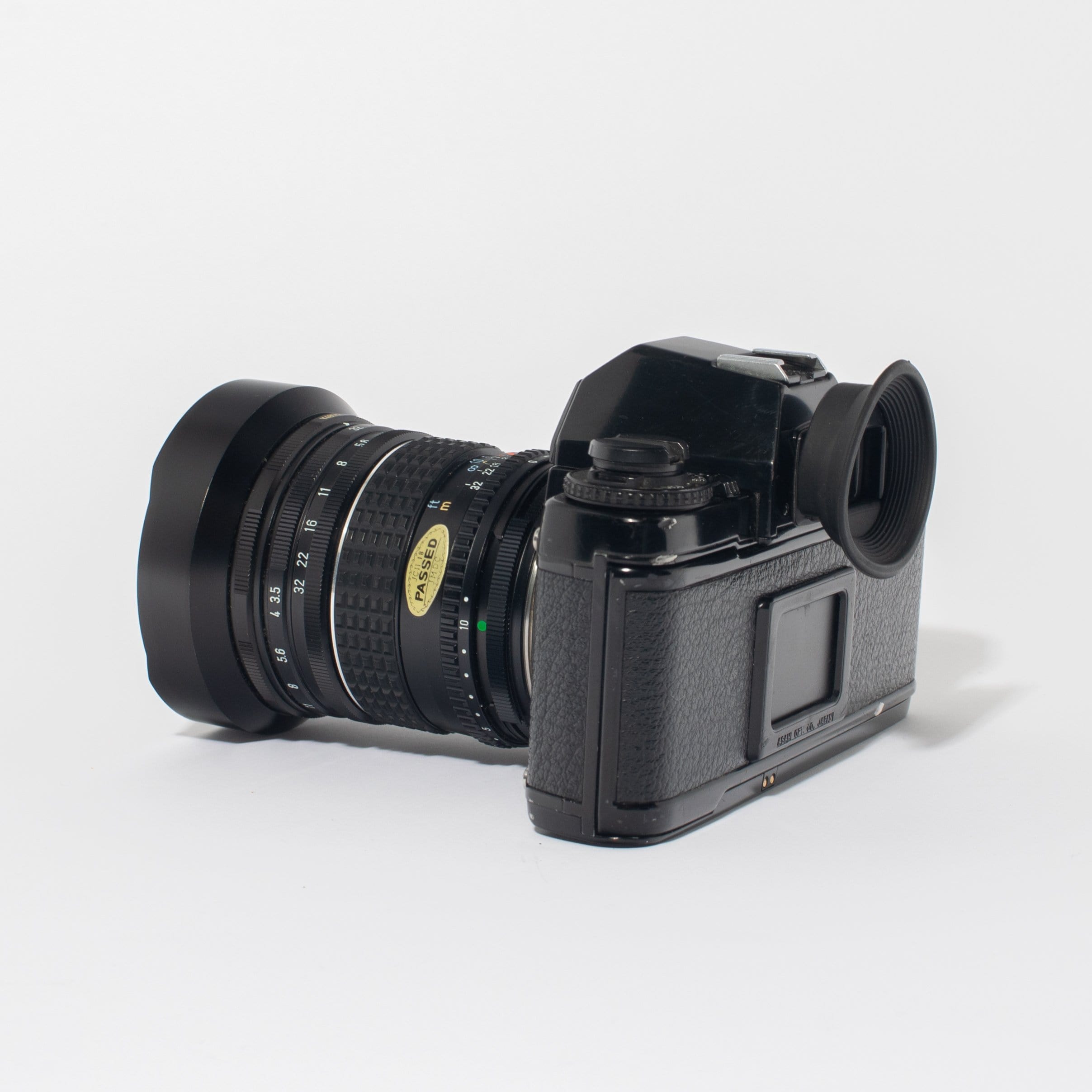 Pentax LX kit w/ 50mm 1.4 lens and 28mm 3.5 shift lens, Power