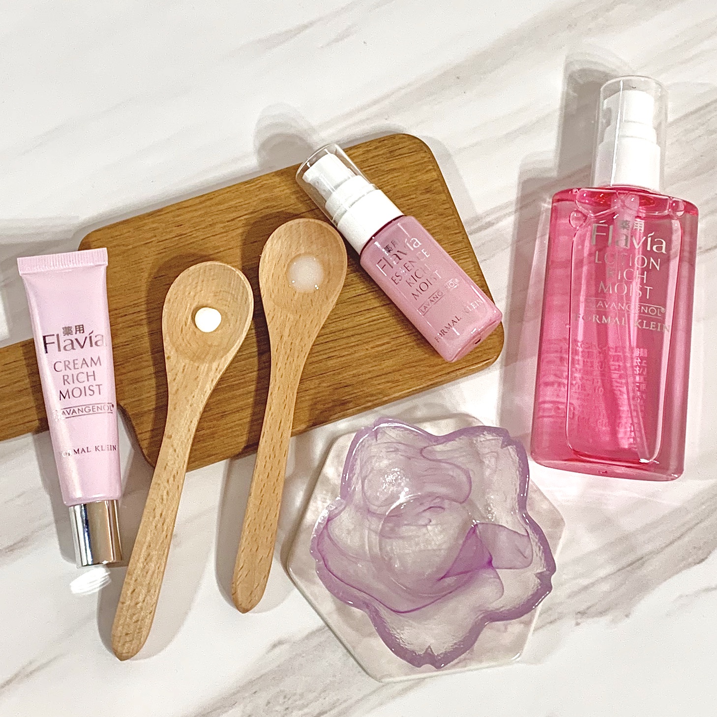 フォーマルクライン / プレミアムスリーの公式商品情報｜美容・化粧品