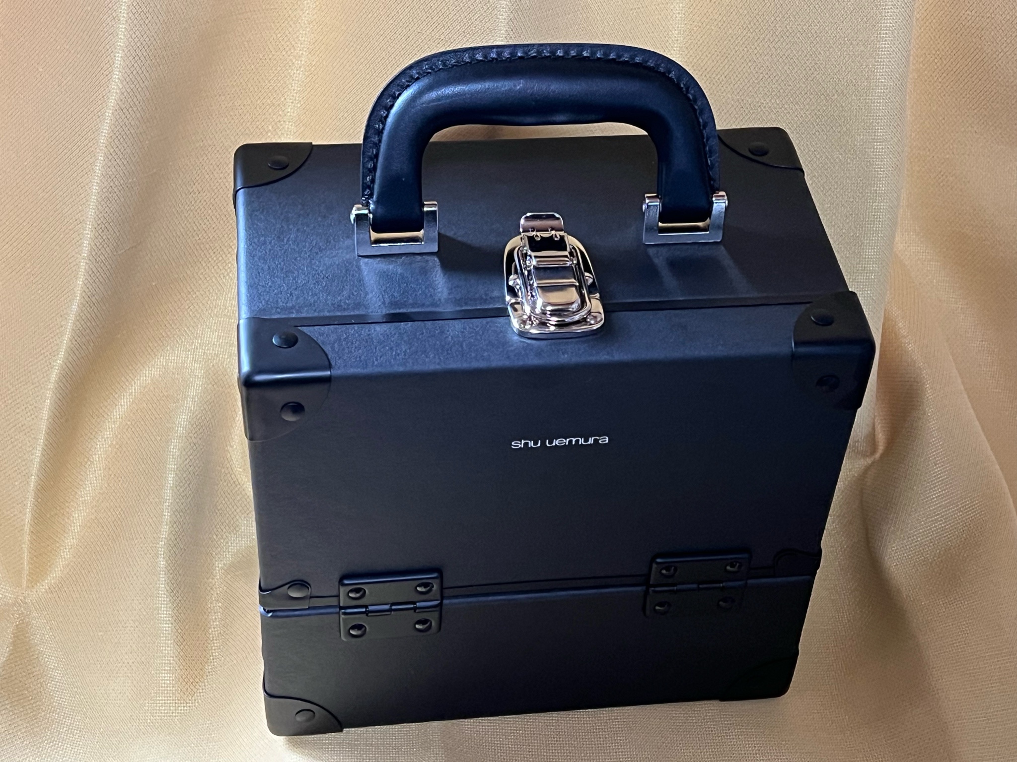 シュウ ウエムラ / メイクアップ ボックス ミニの公式商品情報｜美容