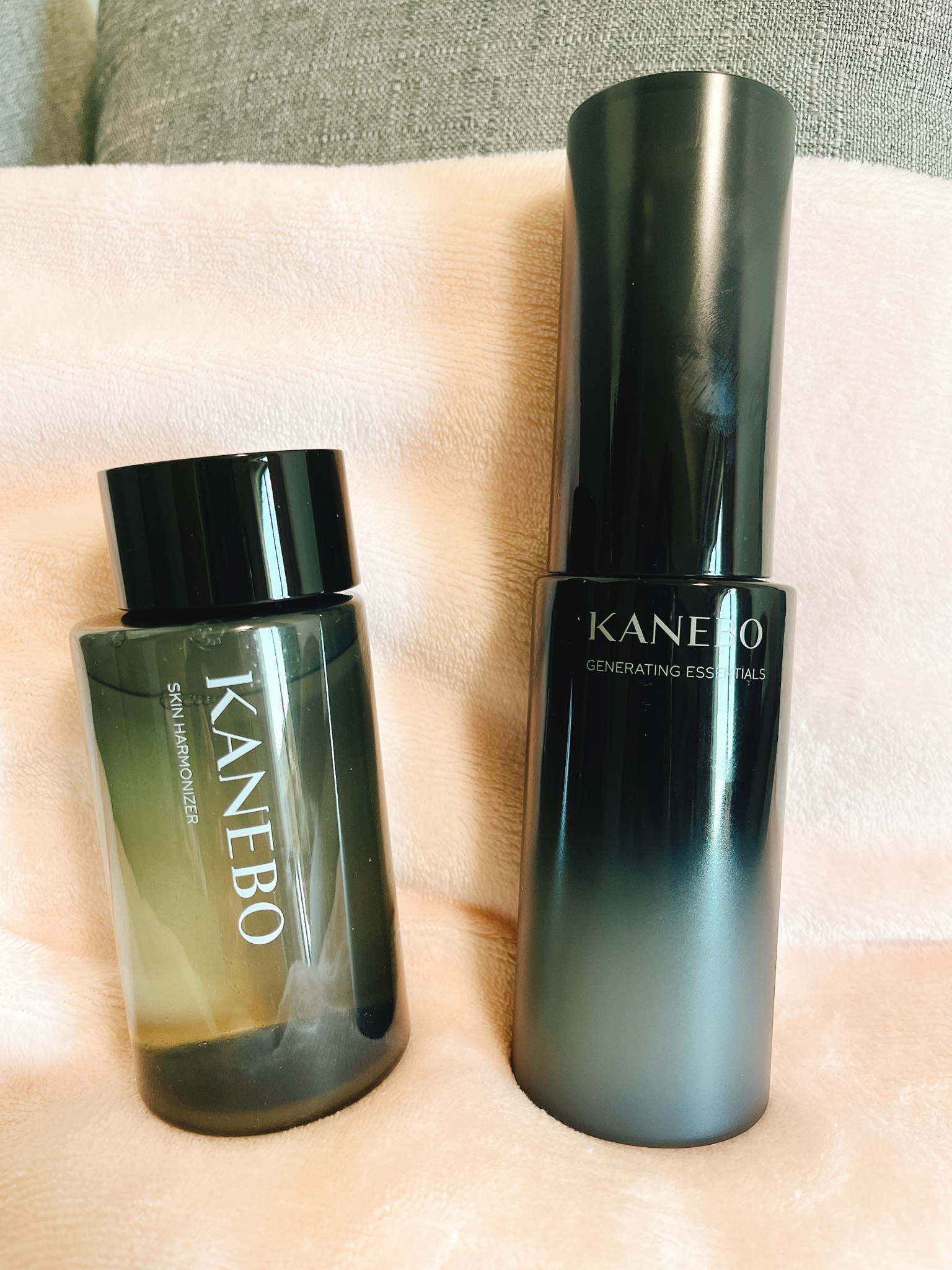 KANEBO / カネボウ ジェネレイティング エッセンシャルズの公式商品