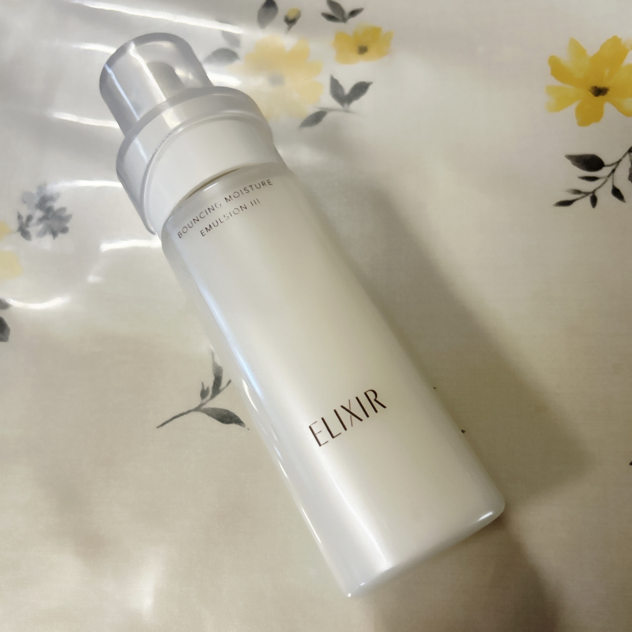 エリクシール / リフトモイスト エマルジョン SP IIIの公式商品情報