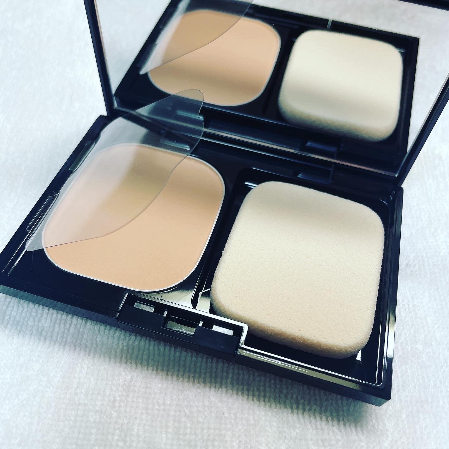 コフレドール / パウダレスウェット ベージュ-Dの公式商品情報｜美容