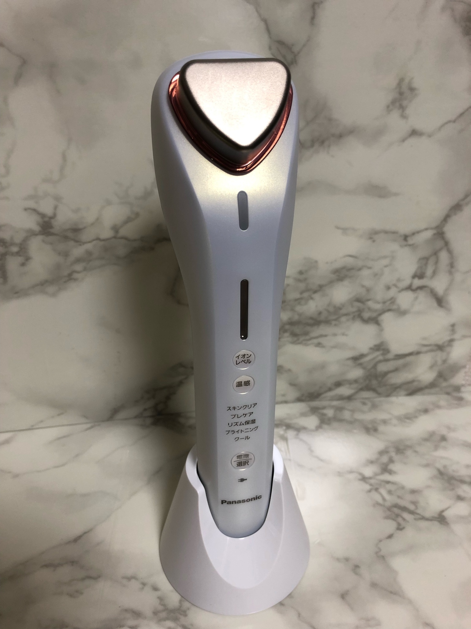 Panasonic / 導入美容器 イオンエフェクター (高浸透タイプ) EH-ST86の