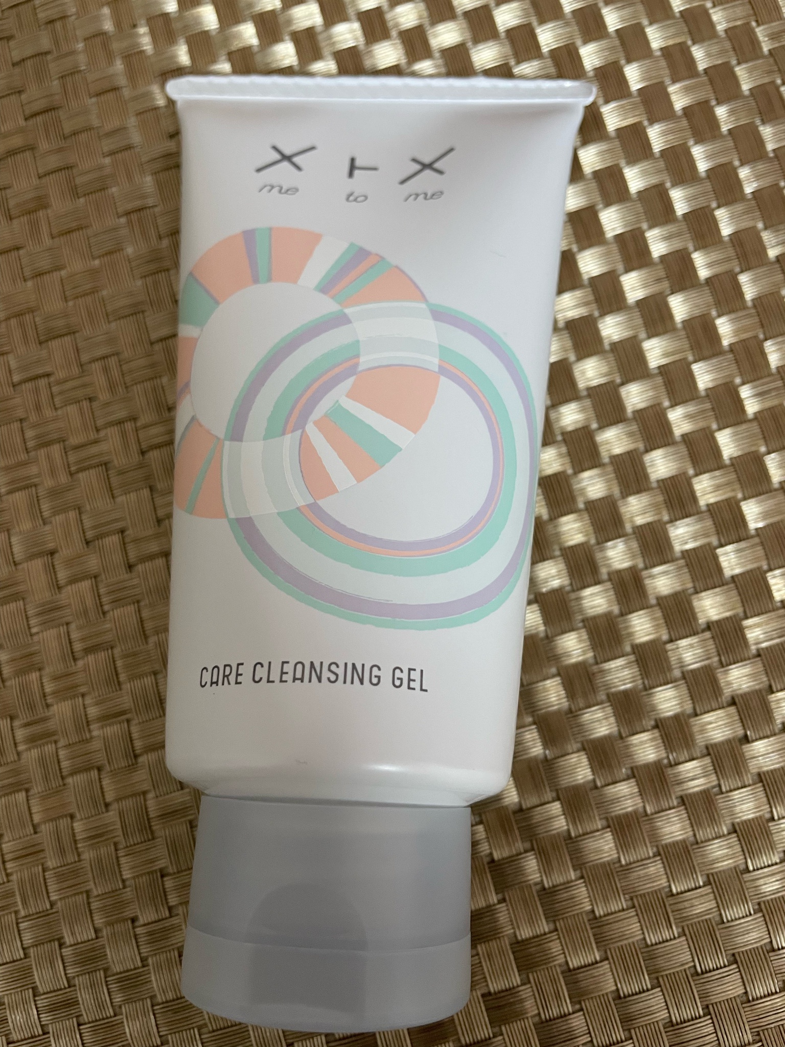 メトメ / メトメ ケアクレンジングジェルの公式商品情報｜美容・化粧品