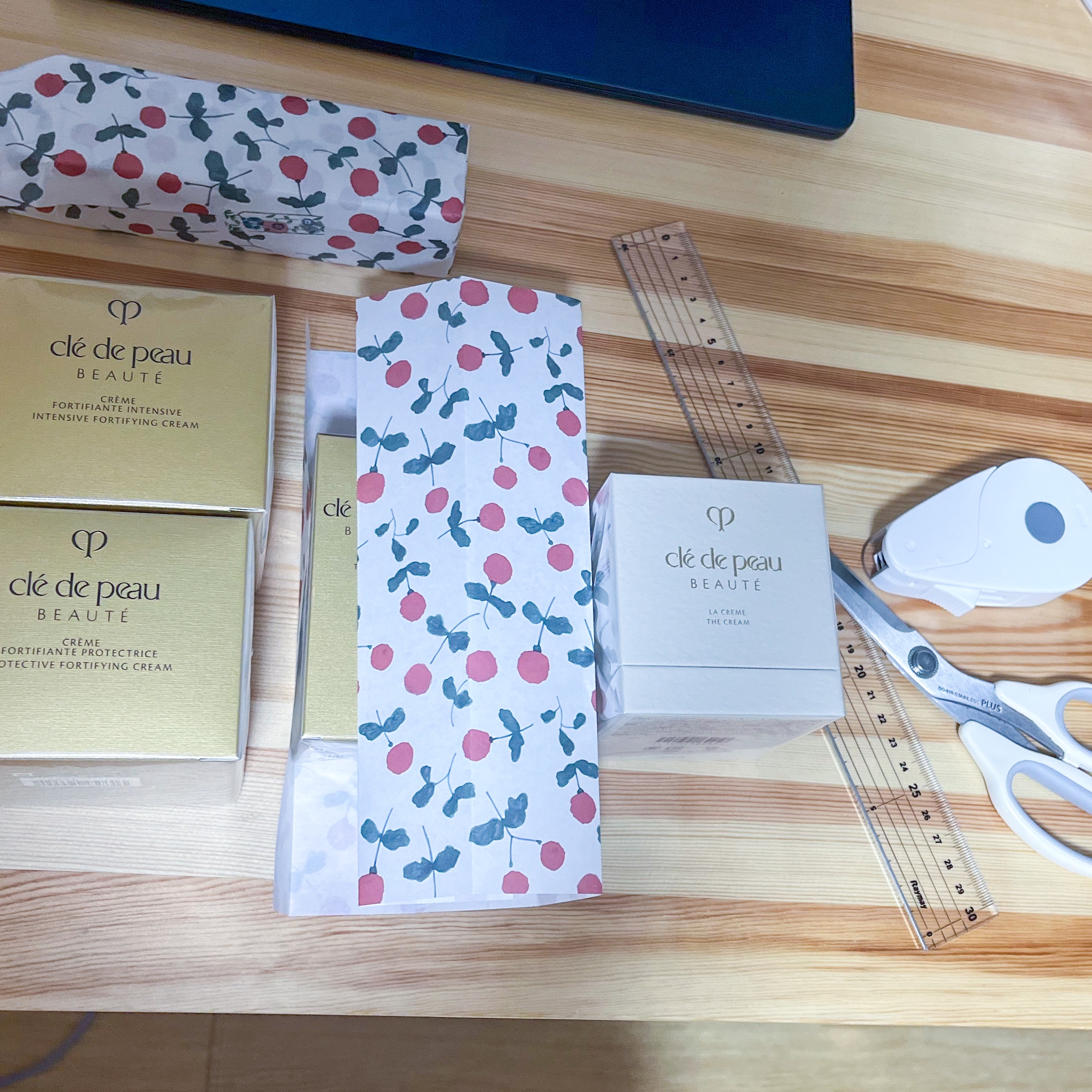 クレ・ド・ポー ボーテ / ラ・クレーム 2021の公式商品情報｜美容