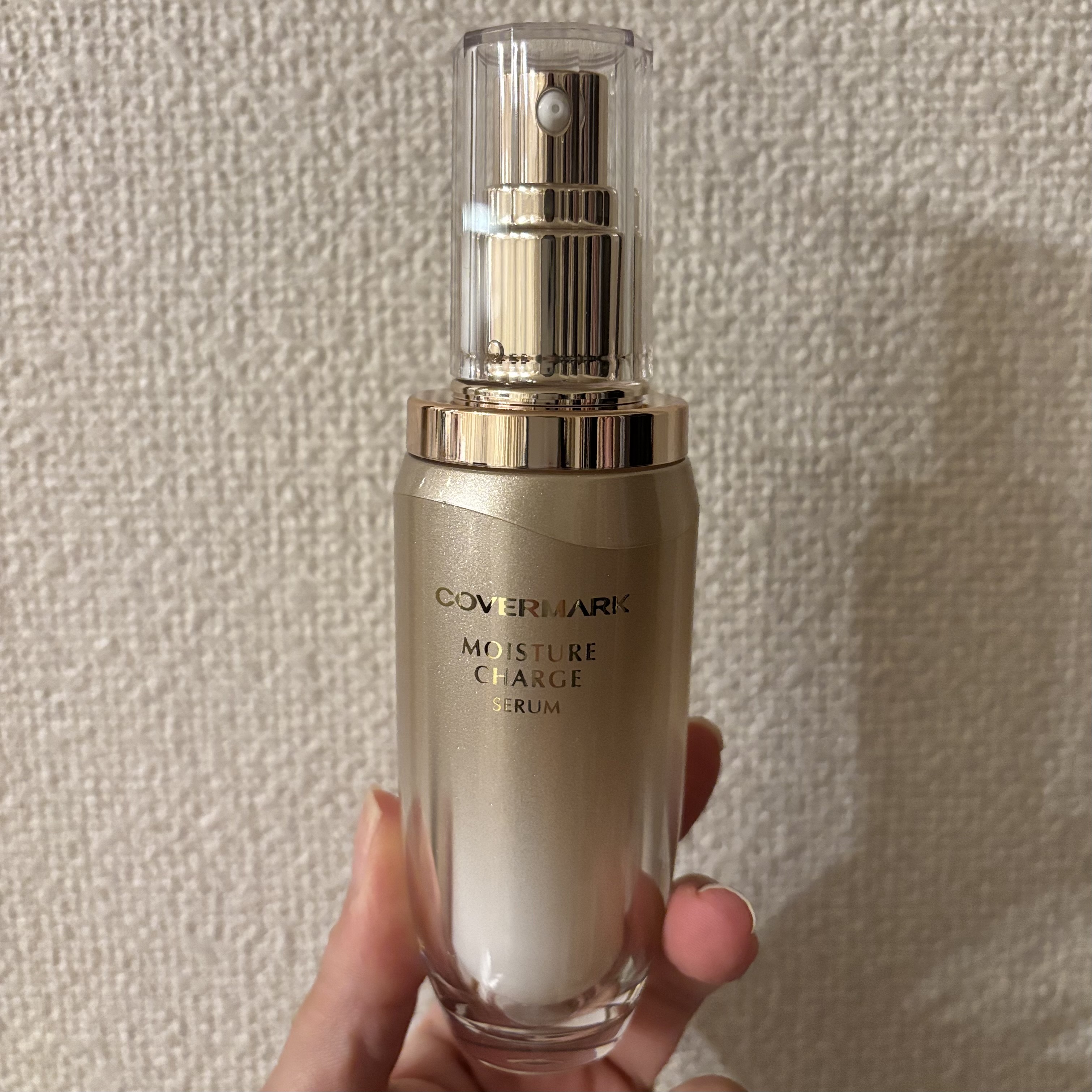 カバーマーク / モイスチュア チャージ セラム 40mlの公式商品情報