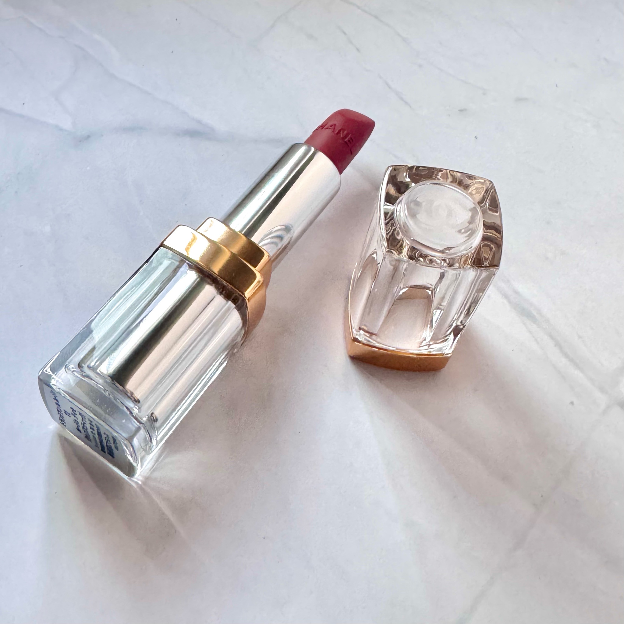 シャネル / トランテアン ル ルージュの公式商品情報｜美容・化粧品