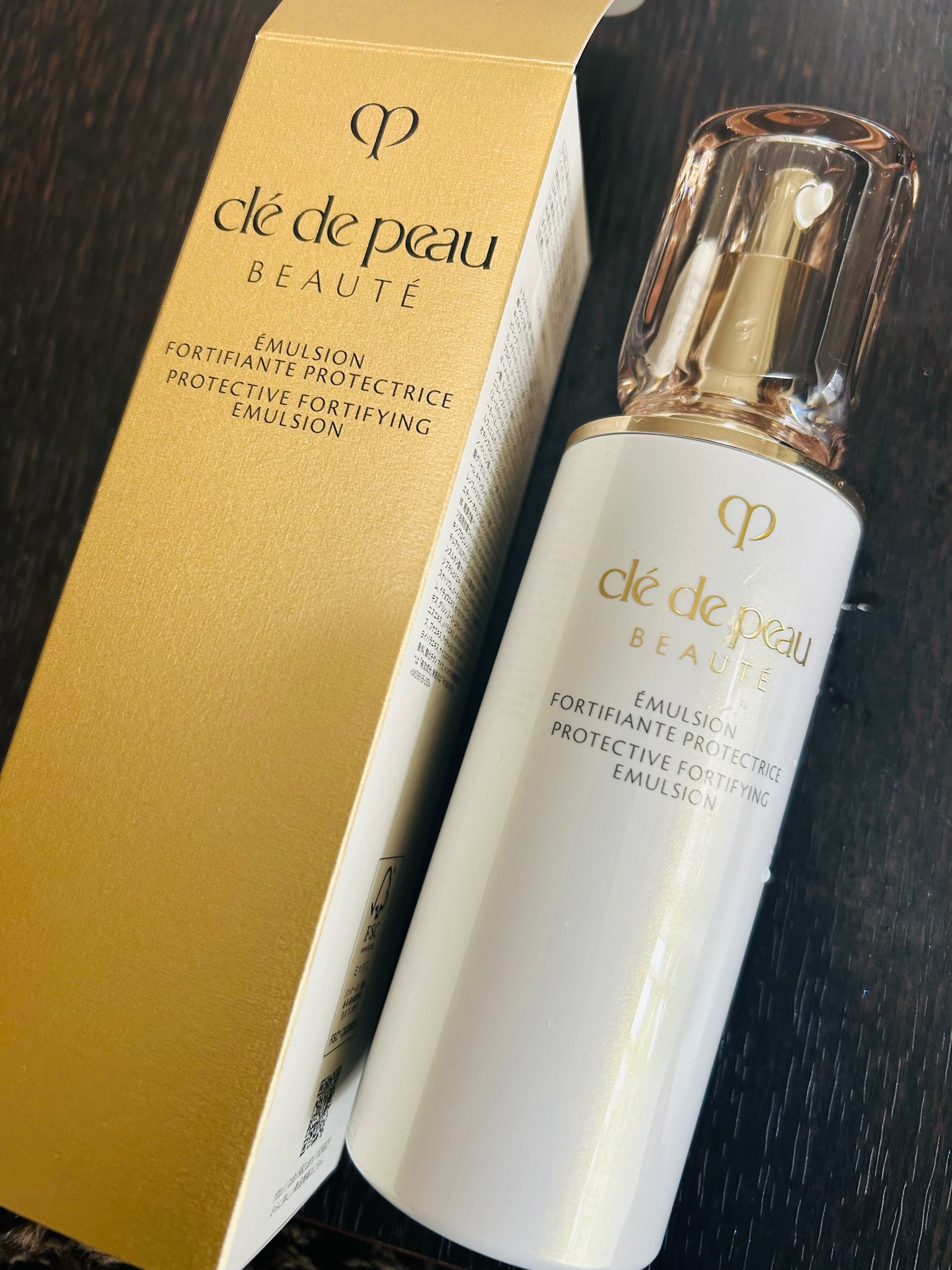 クレ・ド・ポー ボーテ / エマルションプロテクトゥリスnの公式商品