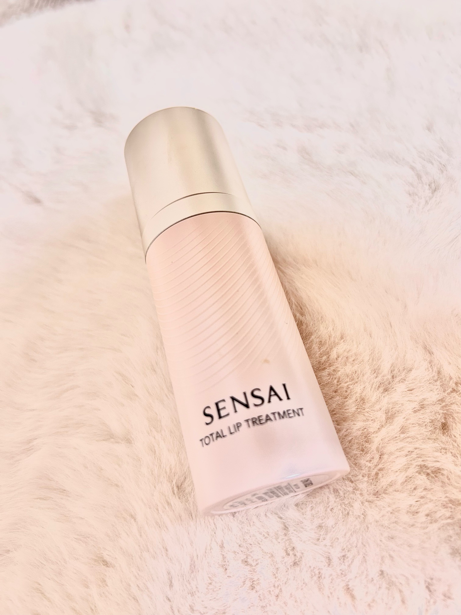 SENSAI / センサイ トータルリップトリートメントの公式商品情報｜美容