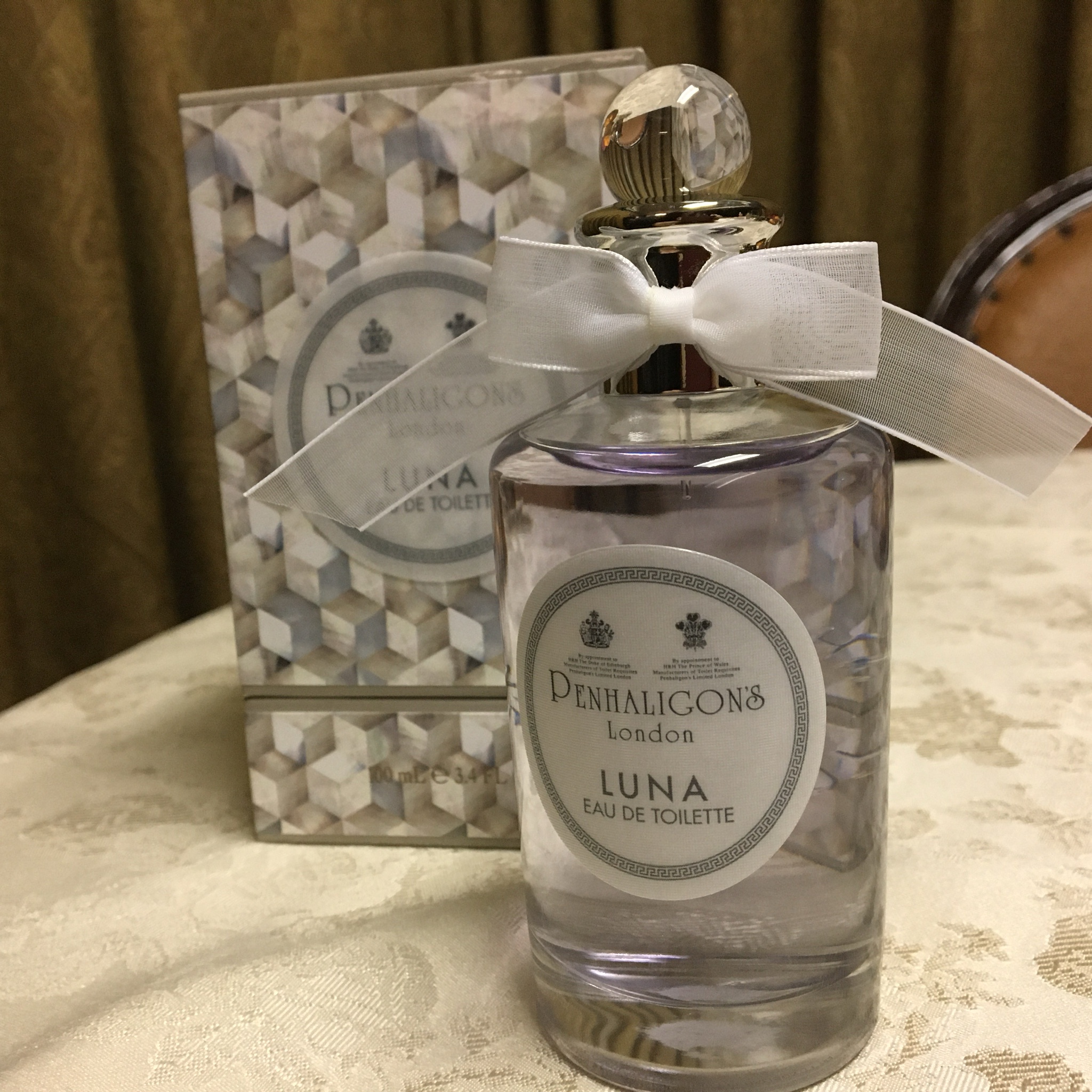 ペンハリガン / ルナ オードトワレの公式商品情報｜美容・化粧品情報は