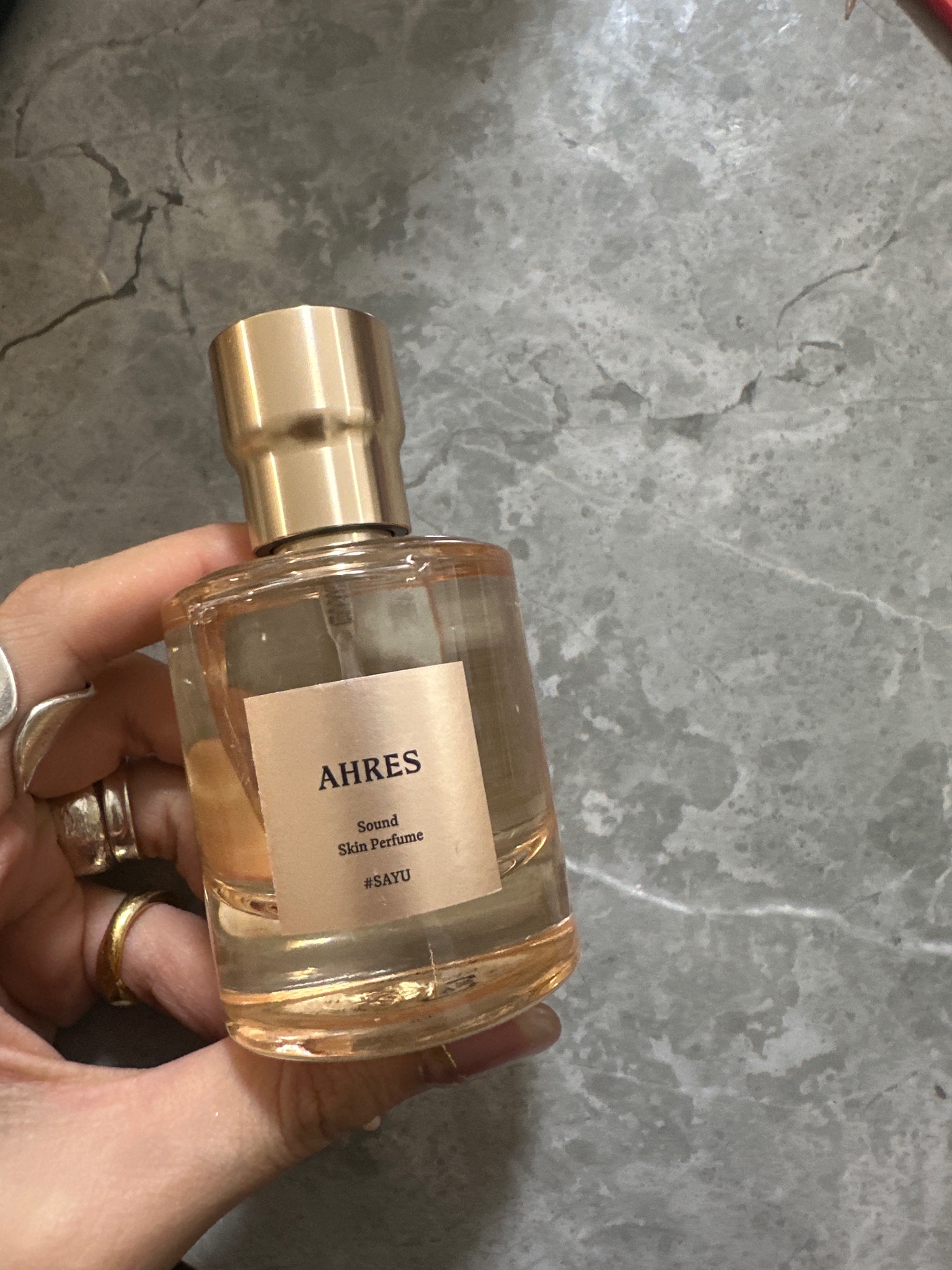 AHRES(アーレス) / サウンド スキン パフューム #サユの公式商品情報